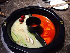 -佬土鹅肠火锅(解放路店)