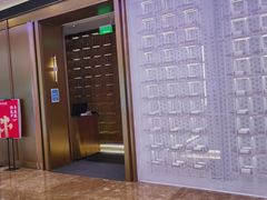 门面-红雀围·海鲜火锅(陆家嘴中心店)