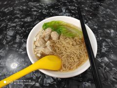 -燊意布拉肠云吞面(中山四路店)