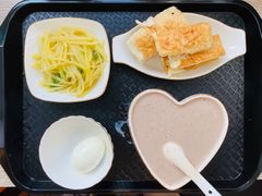 -爱贝尔高端月嫂(母婴护理)
