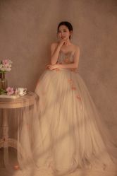 -雪中彩影婚纱摄影·微光艺术中心