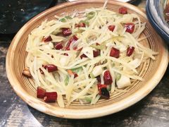 -六福烧烤酒馆(秦隆步行街店)