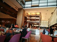 大堂-飨食汇全日制餐厅·昆山皇冠假日酒店(九方店)
