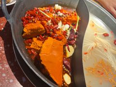 -赵美丽·重庆社区火锅·直营店(火车东站·中豪国际店)