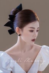 -艾米丽婚纱礼服