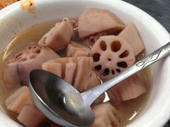 排骨藕汤-海韵人家.海景花园经典云南菜(双廊店)