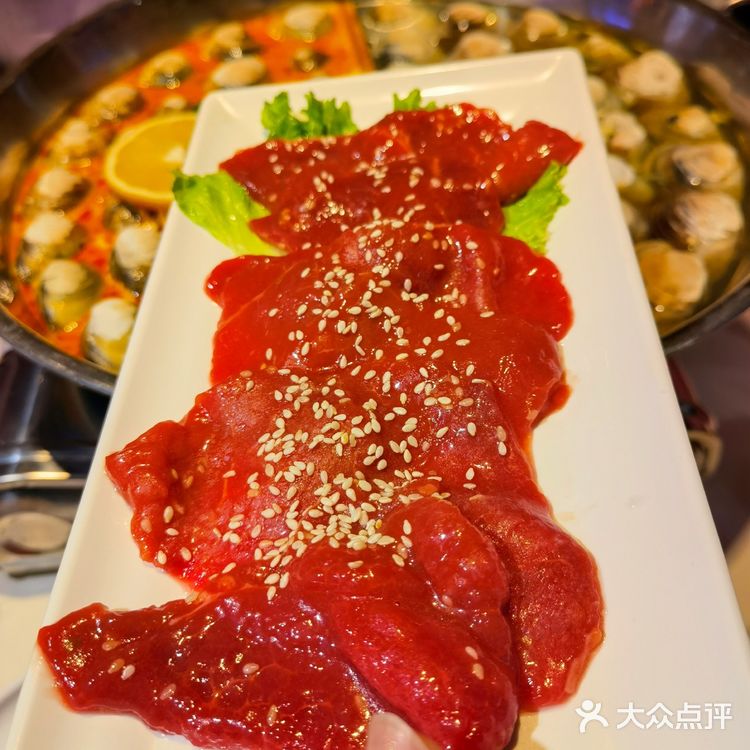这家海鲜火锅真的太绝了吧！！！汤都好好喝！！