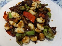 大蒜烧牛舌-回香楼大连新派清真菜