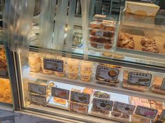 -鲍师傅糕点(大沽南路店)