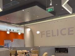 -菲利斯·西餐厅(万民城店)