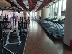 -奇迹健身金茂汇店