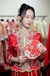 -LOVINA洛维娜婚纱礼服