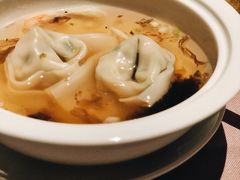 刀鱼馄炖-新荣记(南京西路店)