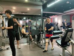 -乐刻运动健身精品馆(览秀城店)