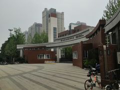 -郑州枫杨外国语学校