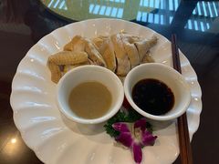 -亚龙湾老厨房·海南家常味