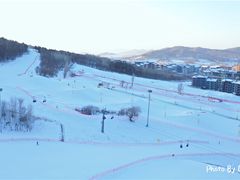 -中旅松花湖滑雪场