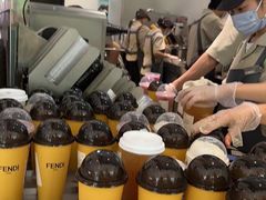 -喜茶(北京华贸购物中心店)