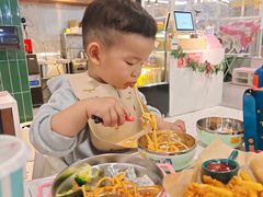 -萨卡屋亲子乐园·餐厅(龙山万物工场店)