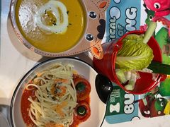 -水桶王国主题餐厅·聚会·生日派对·亲子活动·家庭套餐(亚龙湾希尔顿店)