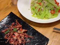 -头上红煨盐鸡乡村食府