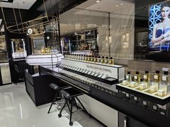-CHANEL(恒隆广场店)
