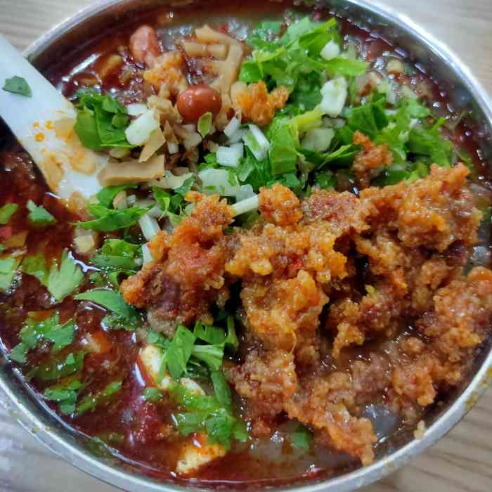 代四娘牛华豆腐脑美味小食(总店)-"我第二天又去买了个锅盔,因为第