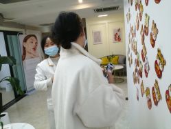 点击看大图 -凡碧诗毛孔清洁收细