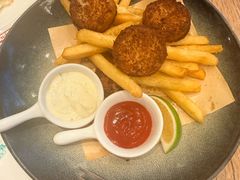 -玛格萝妮比萨屋(四平店)