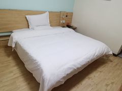 -7天连锁酒店·武汉徐东湖北大学店