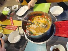 -四季喧黔味豆米火锅(万达广场店)