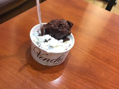 -VENCHI 闻绮(上海佛罗伦萨小镇店)