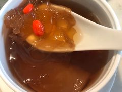 冰糖桃胶炖雪梨-初蓉丨遇见新川菜(亲贤街荣耀店)