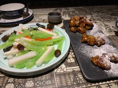 -绿茶餐厅(西湖银泰百货店)