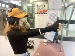 -都市枪神实弹射击俱乐部
