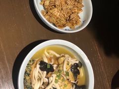 -梧桐树下(云锦世家店)