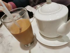 -香港百合居(LCM置汇旭辉广场店)