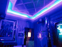 -卡迈隆主题量贩式KTV(中百大厦店)