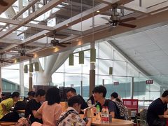 -麦当劳(深圳北站B2检票口楼上)