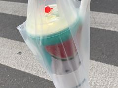 -西西弗书店&矢量咖啡(凯德晶萃广场店)