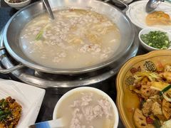 -老来福·非遗酸汤兔(凯旋路店)