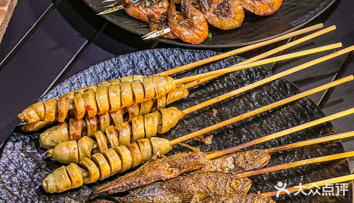 江门没有比这家更懂氛围感的吧‼️湖边BBQ‼️