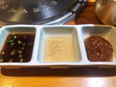 -唯成•韩国炭火烤肉 유성고기