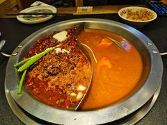 -沸炉重庆老火锅(军事博物馆店)