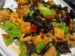 辣炒肥肠-旺角小渔村·海肠捞饭开创者(二马路店)