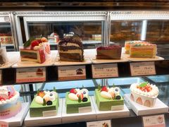 -罗森尼娜(德思勤店)