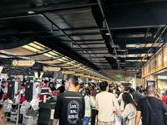 -胖东来生活广场(健康路店)