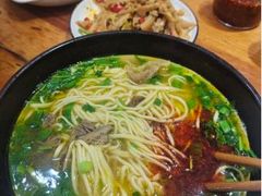 -杨记清芳牛肉拉面(京广路店)