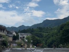 -安吉龙王山峡谷漂流