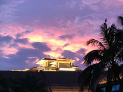 -三亚湾海居铂尔曼度假酒店